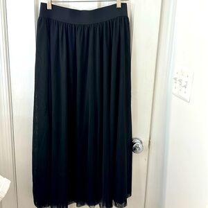 Boden Black Midi Tulle Skirt
